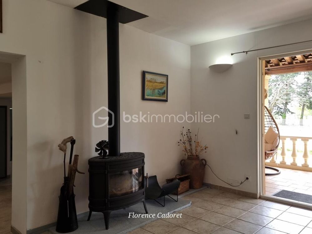 � vendre  Villa Saint-Quentin-la-Poterie (30700)