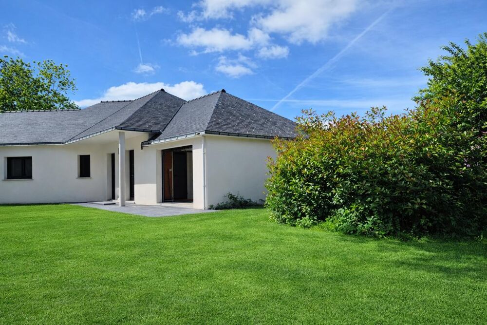 TRES BELLE MAISON CONTEMPORAINE DE PLAIN PIED de 112 m2 réalisée en 2018 dans le Finistère en limite du Morbihan - (2 min de Spé