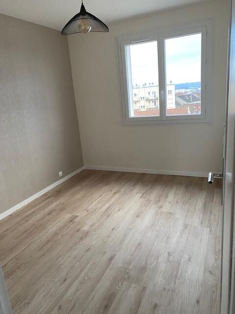  Appartement � louer 3 pi�ces 65 m�