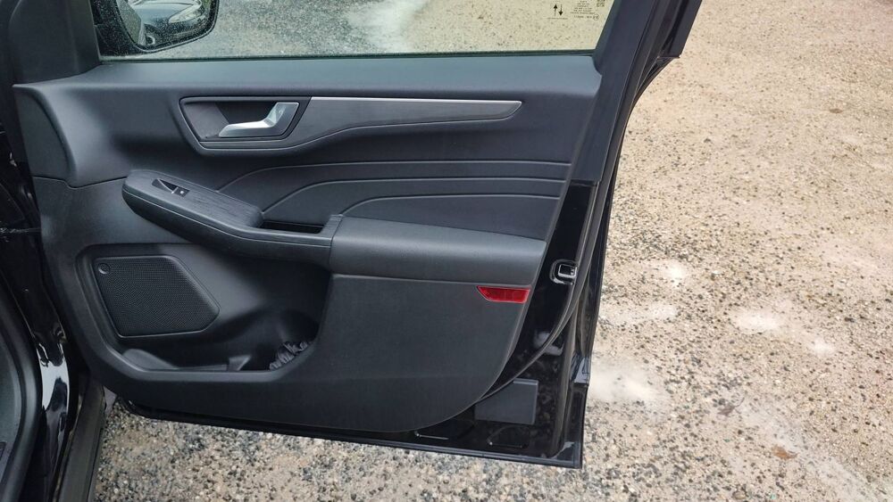 Kuga 2.5 Duratec 190 Hybrid CVT Titanium - Garantie constructeur 2022 occasion 16710 Saint Yrieix Sur Charente