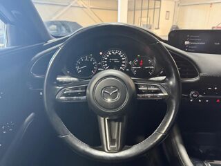 Mazda3 IV Hatchback Phase 2 2.0 e-SkyActiv-X 16V Mild Hybrid 186 cv 2023 occasion 85190 Venansault