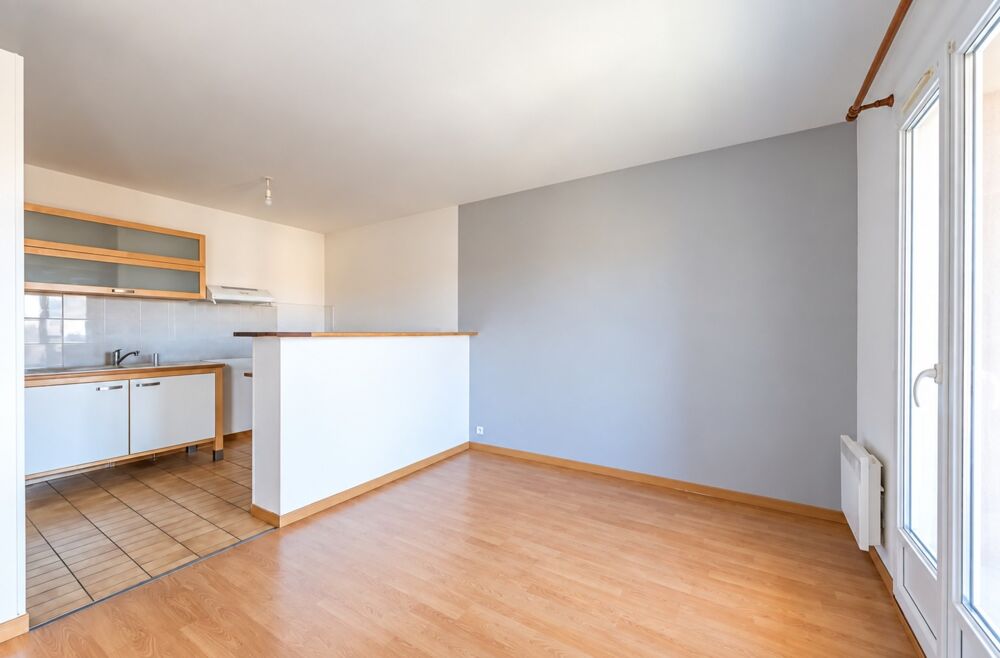Vente Appartement T2 - 49 m² avec balcon et parking – Petite copropriété au calme Sevran