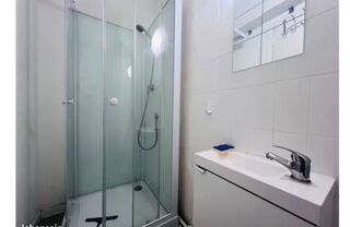  Appartement à louer 6 pièces 110 m²