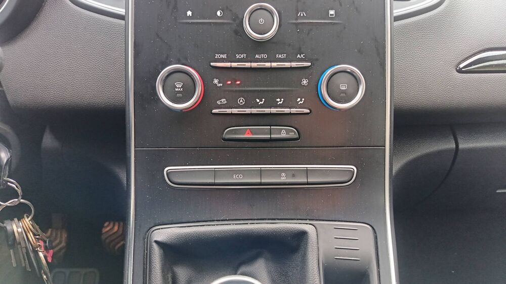 Sc&eacute;nic 1.7 Blue dCi 120 Life 2019 occasion 49000 Angers