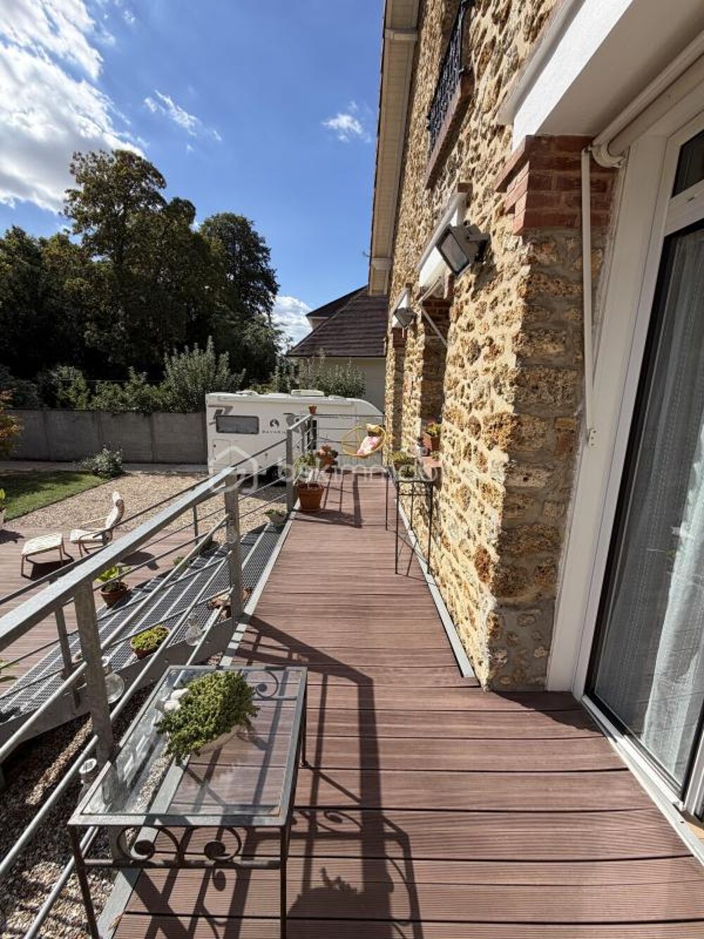 MAISON MEULIÈRE + SOUS-SOL TOTAL SUR PARCELLE DE 1042M2