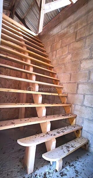  Immeuble à vendre 5 pièces 375 m²