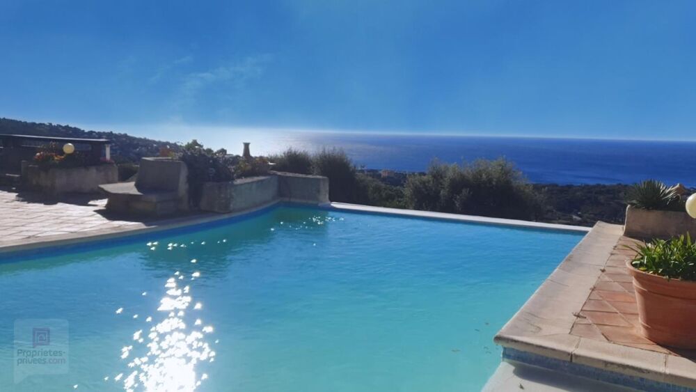  vendre  Proprit/chteau Les Issambres (83380)