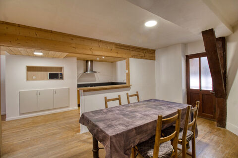   T3 73 m² dernier étage lumineux – Voiron centre gare – Extérieur + caves Appartement - 3 pièce(s) - 73 m²