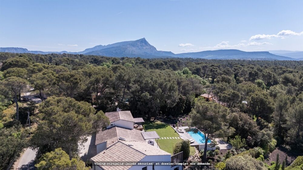 Saint-Marc-Jaumegarde  342 m² habitables, dont 265 m² de plain-pied, à 7,8 km du Cours Mirabeau