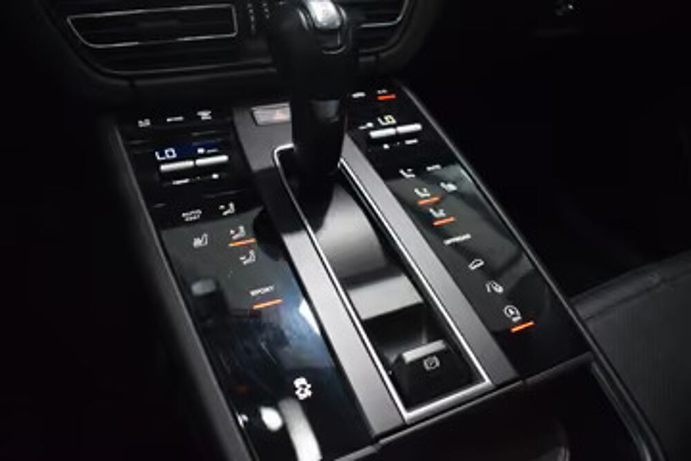 Macan 2023 occasion 33000 Bordeaux