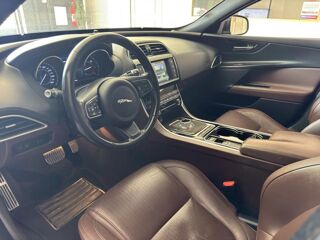 XE Portfolio 2016 occasion 34500 B&eacute;ziers