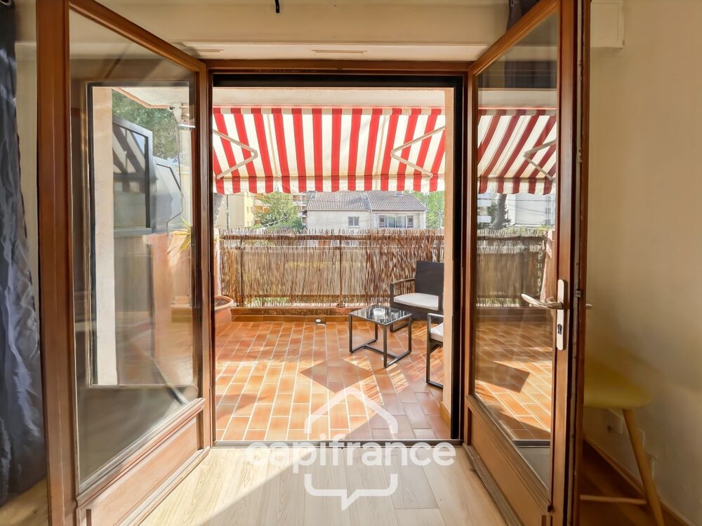 Vente Appartement SAINT RAPHAEL opportunité à saisir :appartement meublé de  45 m2  fonctionnel 2ème étage sans ascenseur, place de parking attitr Saint raphael
