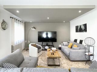  Appartement  vendre 8 pices 153 m