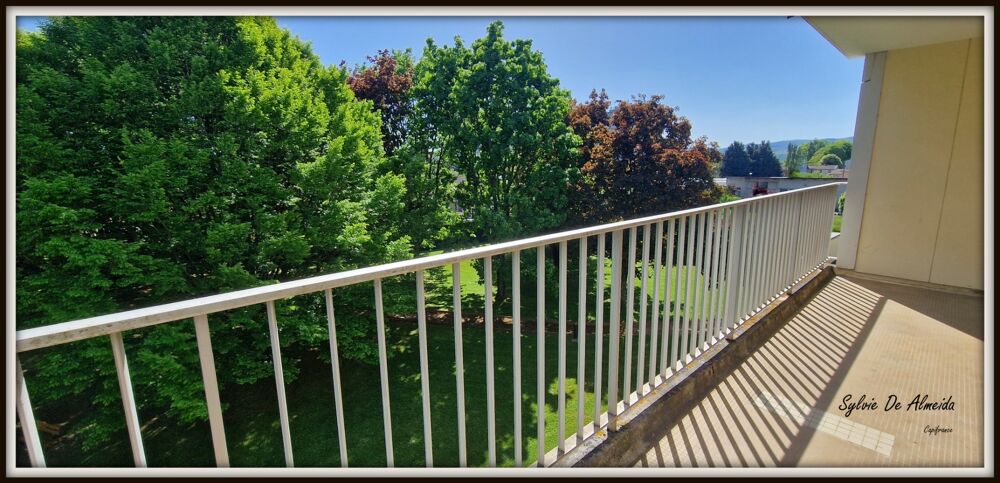 Appartement à vendre 5 pièces MACON CHARNAY (71) 100 m², 3ch, 2 SDB, balcon, calme