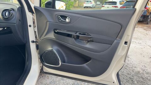 Captur 0.9 TCe 90 Intens 2015 occasion 33290 Parempuyre