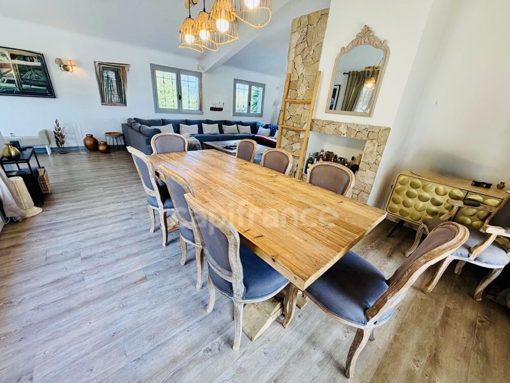 à vendre  Maison Cagnes-sur-Mer (06800)