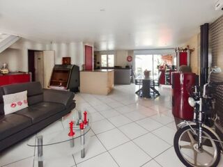  Propriété/château à vendre 9 pièces 250 m²