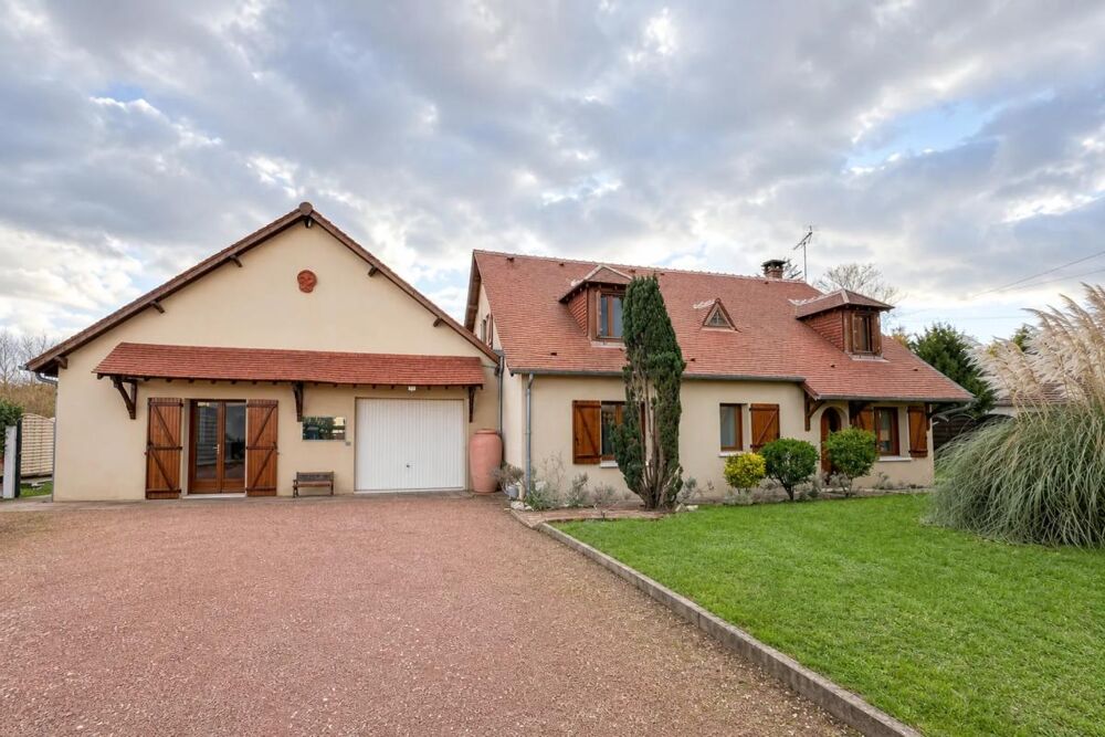 Maison de 7 pièces de 212 m² à Le Poinçonnet