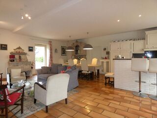  Maison � vendre 13 pi�ces 338 m�