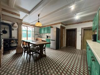  Maison � vendre 10 pi�ces 300 m�