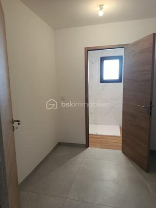  Propriété/château à vendre 5 pièces 143 m²