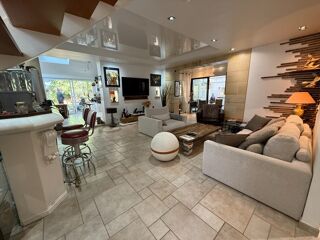  Maison � vendre 10 pi�ces 310 m�