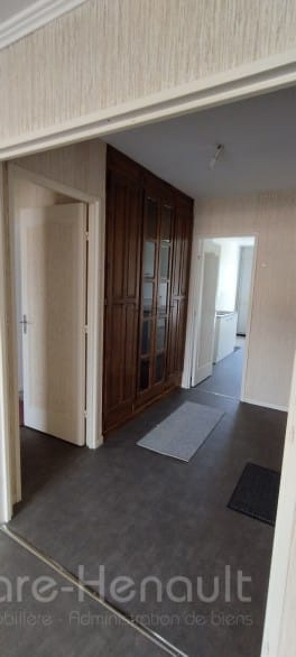 Location Appartement Apt F3 - 67.12 m² - Résidentiel - Ascenseur et Gardien - Cave et Parking - Dreux