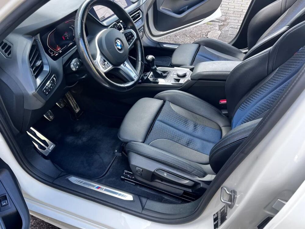 S&eacute;rie 1 116i M Sport 2023 occasion 33000 Bordeaux