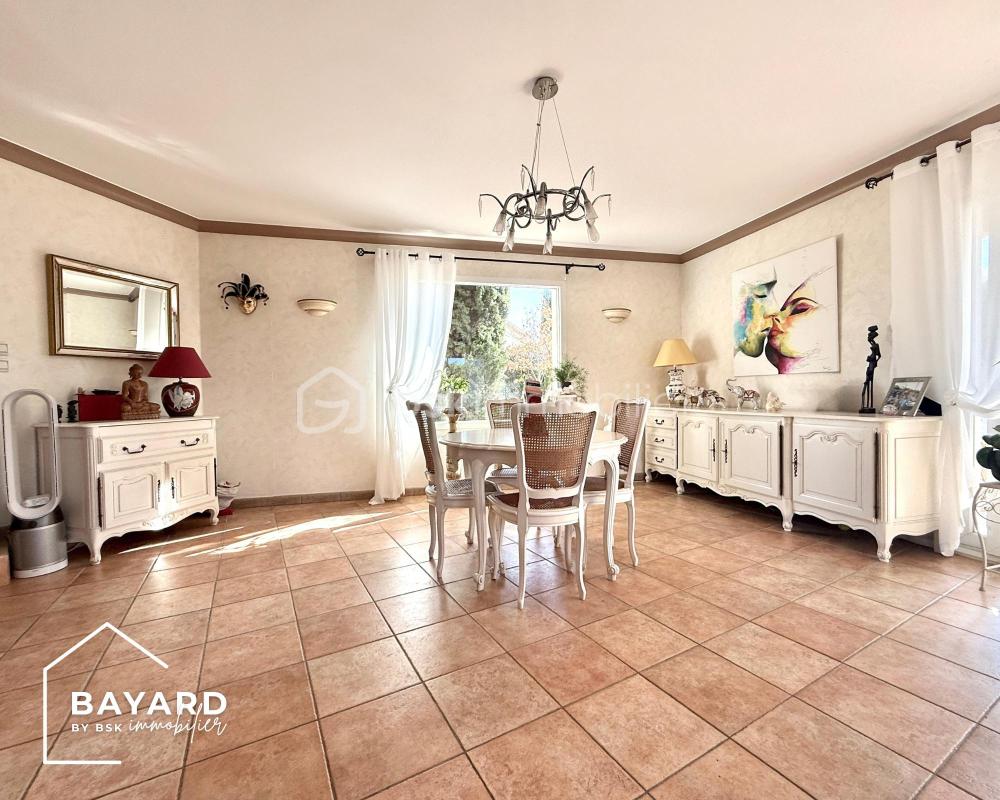 Vente Propriété/Château GENAS PARC DU CHÂTEAU DE VEYNES – Belle maison familiale composée de 4 chambres Genas