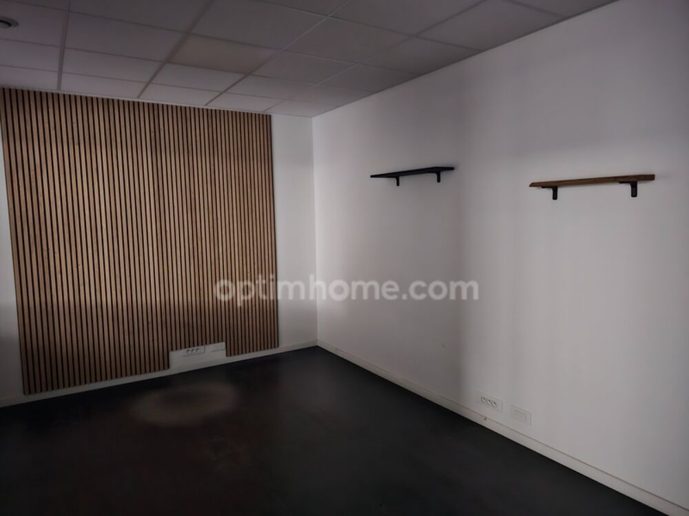   Bureau de 70 m2 à louer à Cergy Préfecture Cergy