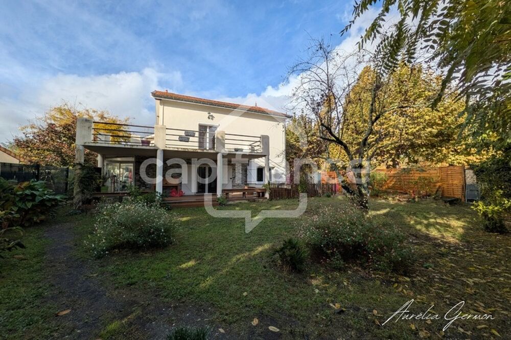 Vente Maison Maison familiale non mitoyenne - 4 chambres - Terrain 500 m²– Stationnement Villenave d ornon