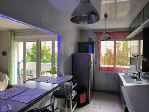  Appartement � louer 1 pi�ce 110 m�