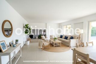  Villa  vendre 8 pices 323 m