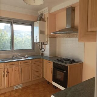  Appartement à louer 4 pièces 78 m²