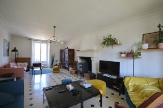  Maison � vendre 9 pi�ces 230 m�