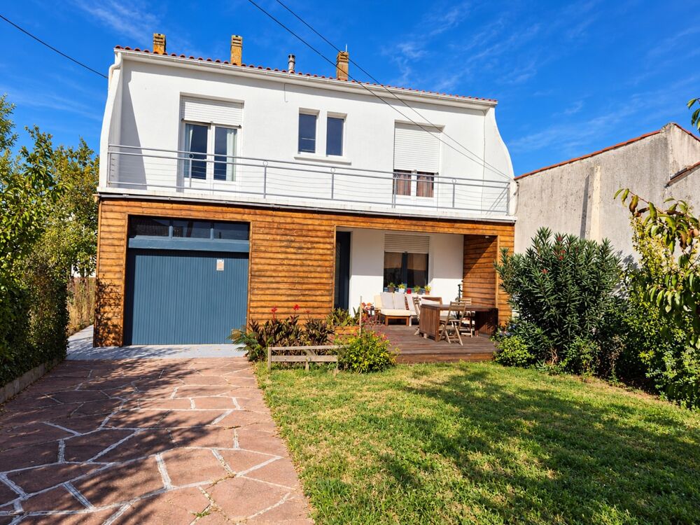 Vente Maison Maison individuelle avec jardin et garage proche centre-ville Rochefort