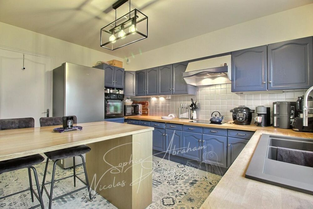 Vente Maison Maison individuelle sur sous-sol de 7 pièces, 5 chambres avec jardin clos Angerville