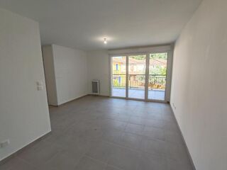  Appartement à louer 2 pièces 44 m²