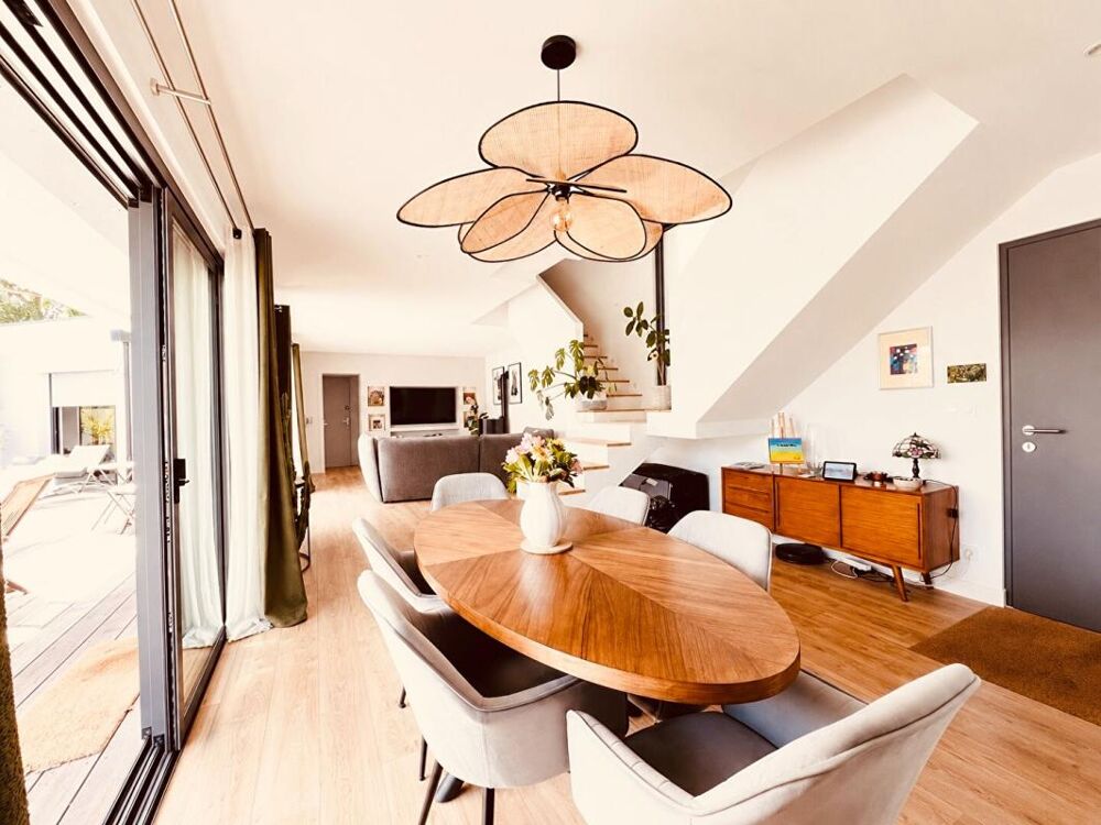 BELLE CONTEMPORAINE 194m 2 . 5 SUITES PARENTALES