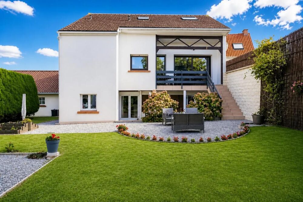 Maison de 8 pièces de 180 m² à Beuvrequen