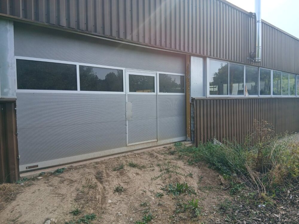   A louer - Cellules d'activités mixtes - Bureaux 