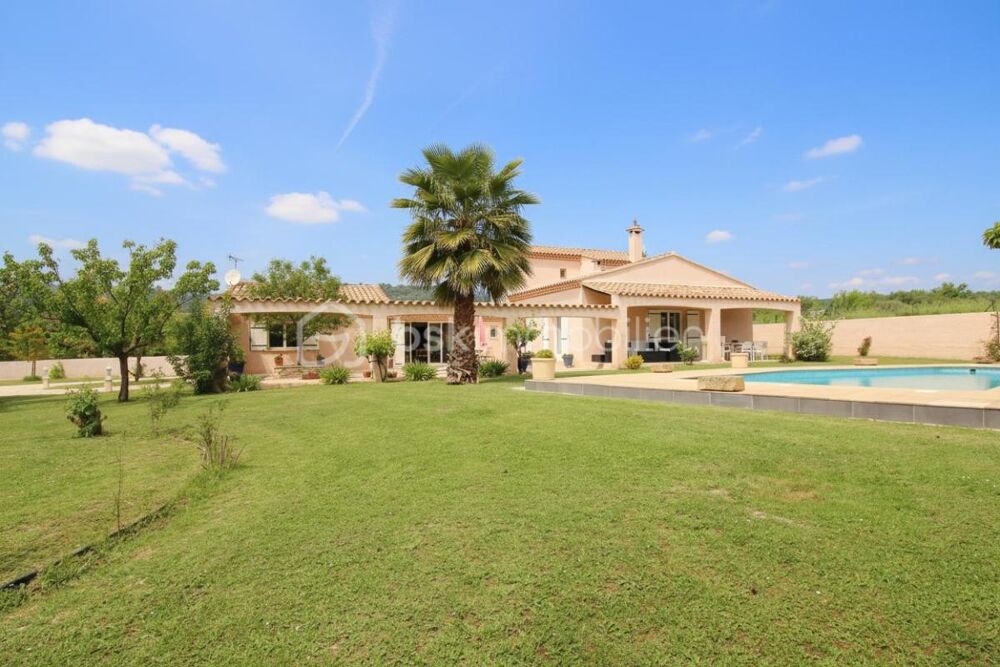 Vente Villa CLARENSAC – VILLA FAMILIALE 187 M² – 5 CHAMBRES – TERRAIN 2 502 M² – PISCINE & POOL HOUSE Clarensac