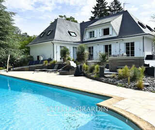 Propri�t�/ch�teau � vendre 10 pi�ces 270 m�