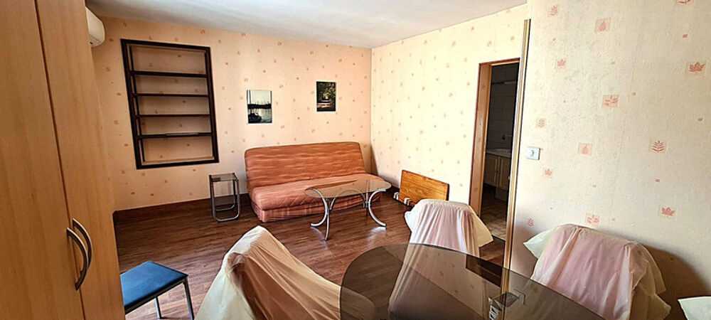 Vente Maison A vendre 3 pièces CHALAIS (16) Local/Bureau avec 1 chambre, 79,50 m² Chalais