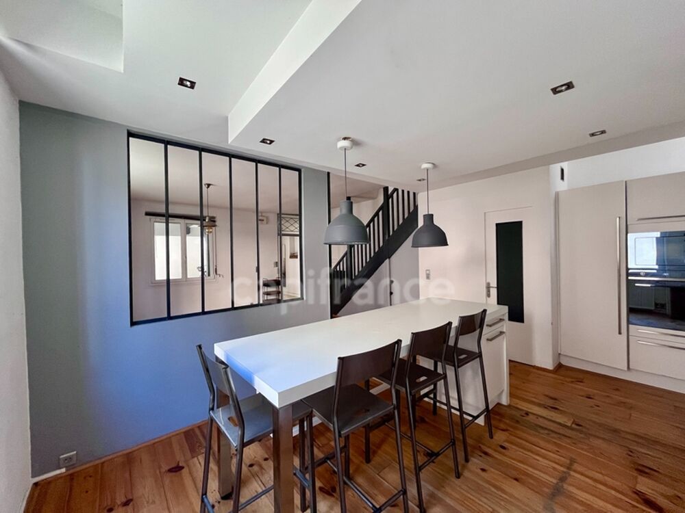 Vente Maison Maison type Loft - hypercentre Tarbes avec terrasses et double parking Tarbes