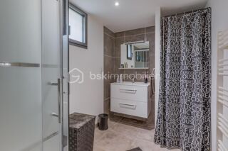  Maison � vendre 6 pi�ces 200 m�