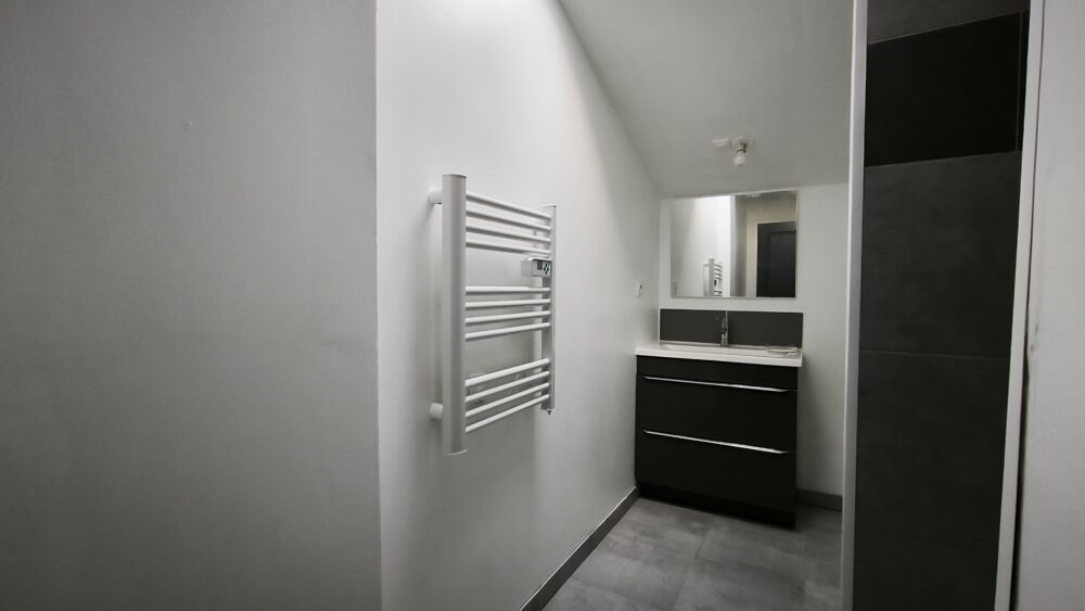 Location Duplex/Triplex Charmant duplex d'environ 84 m² avec terrasse – 3 chambres Lorette