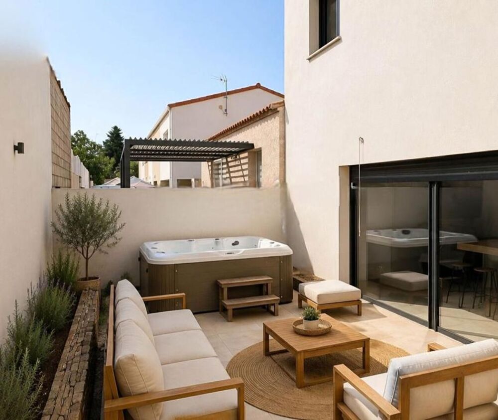 Villa 5 pièce(s) 120 m2 avec grande terrasse de 120m²