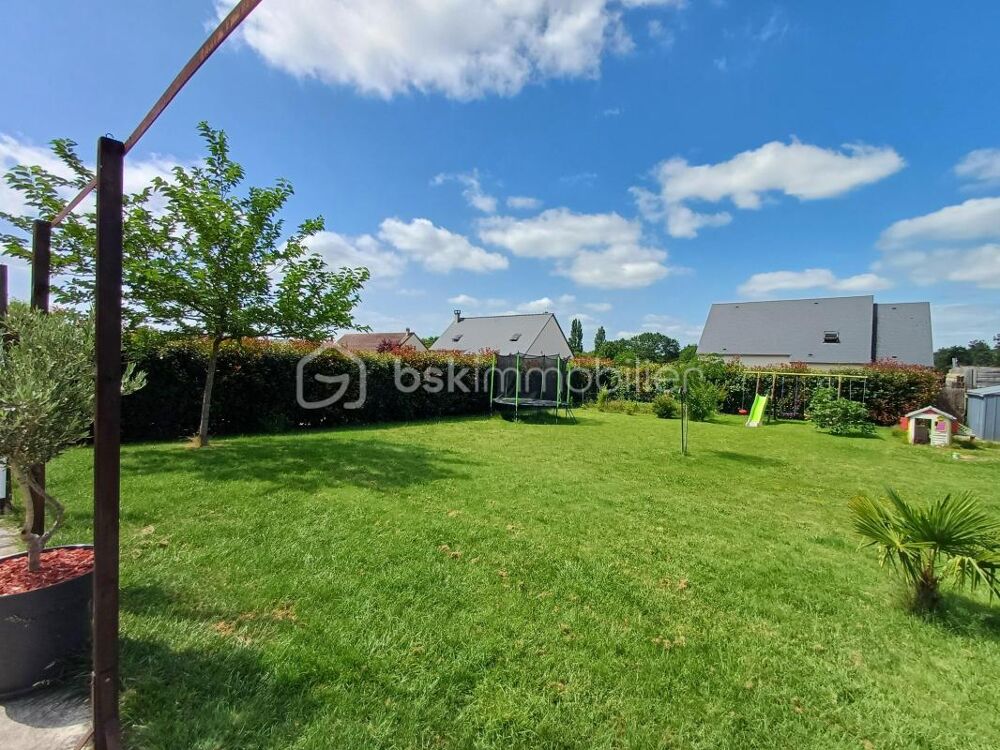 Vente Maison Villandry – Belle maison familiale de 144 m² avec 5 chambres, jardin et terrasse plein sud Villandry