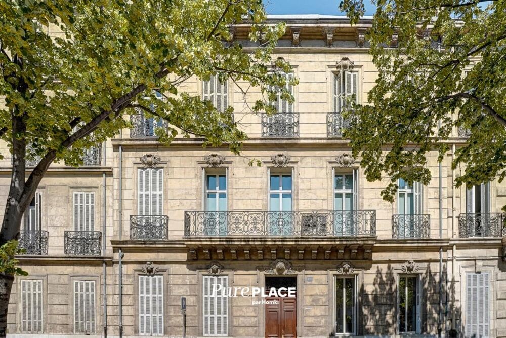 Appartement T4 de 144 m² à Marseille 13008, Avenue du Prado